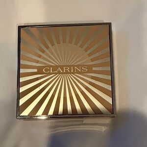 Clarins Radiant Gold Sunburst Compact